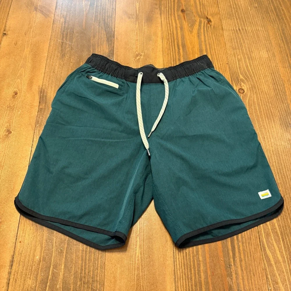 Vuori Banks Short Mens Small Green Athletic Performance Running Workout Gym V330